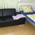 Easy-Bedsit Apartment 4
