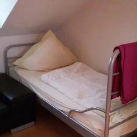 Easy-bedsit 4 Apartment